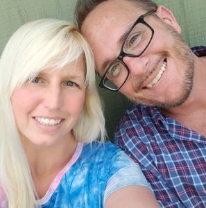 Meet your Posher, Jenel